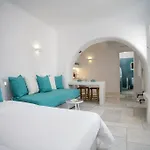 Mykonos Moussa *