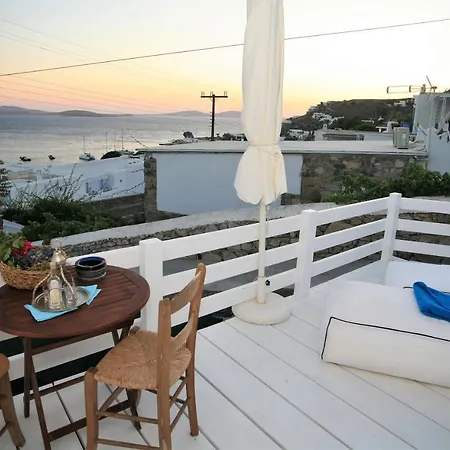 Mykonos Moussa
